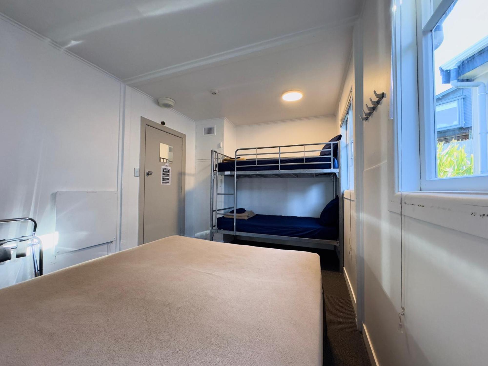 Waiheke Backpackers Hostel Onetangi المظهر الخارجي الصورة