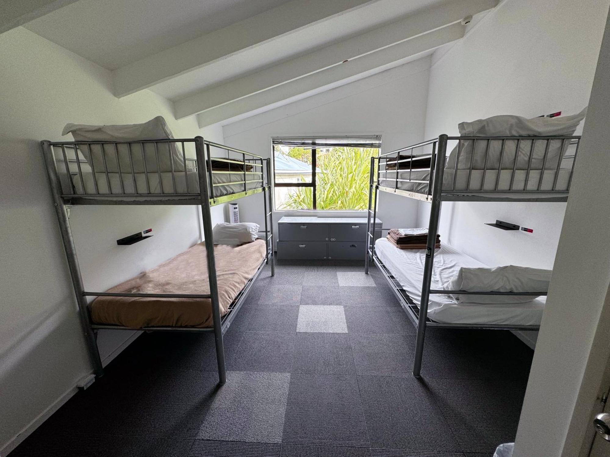 Waiheke Backpackers Hostel Onetangi المظهر الخارجي الصورة