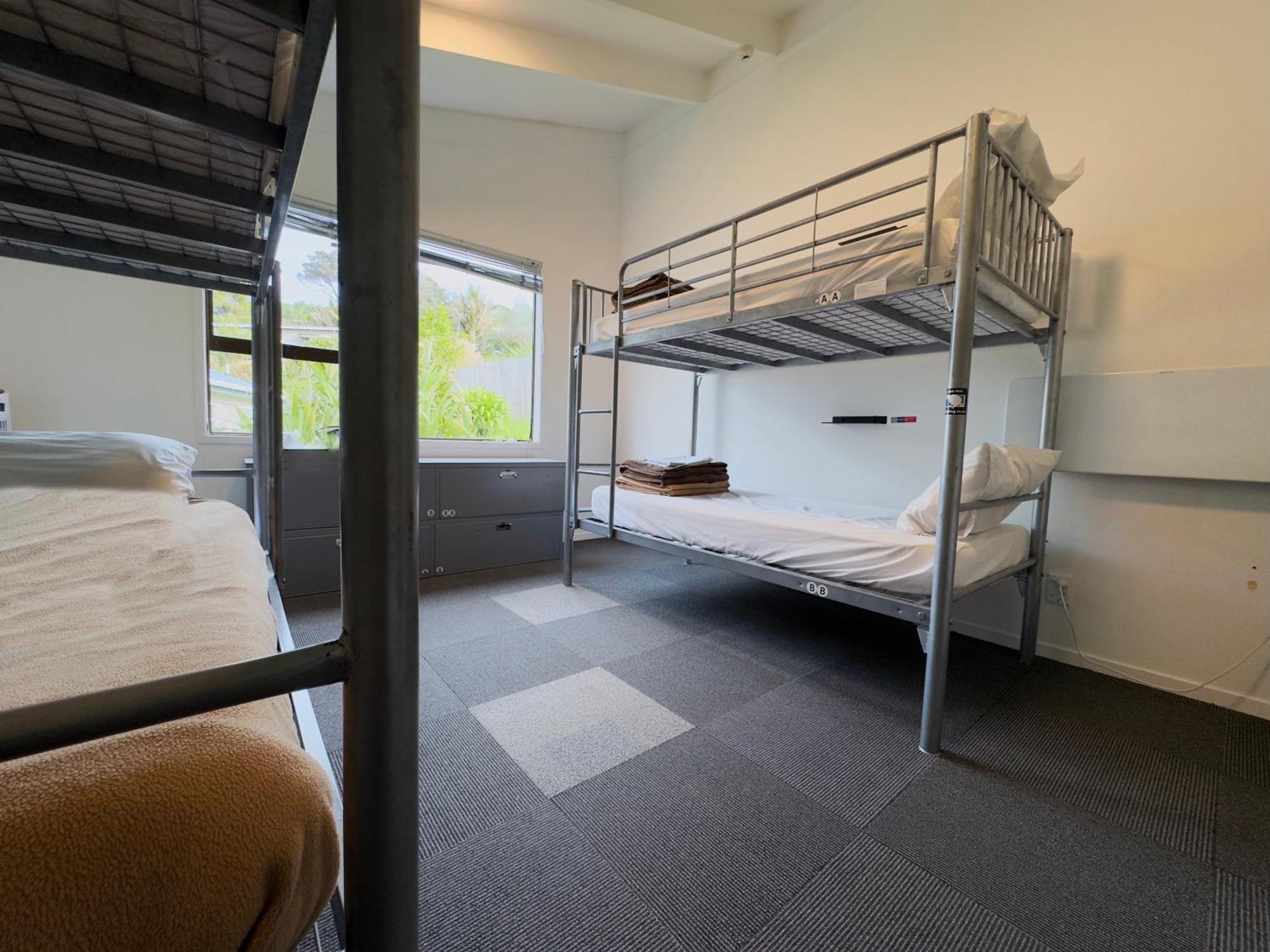 Waiheke Backpackers Hostel Onetangi المظهر الخارجي الصورة